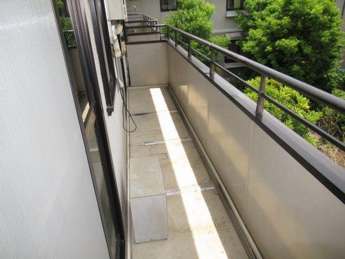 神戸市西区南別府アパート バルコニー