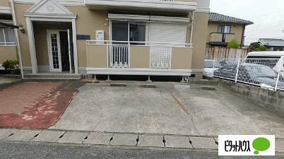 神戸市西区北別府マンション 駐車場