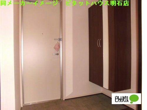 神戸市垂水区霞ケ丘アパート 玄関
