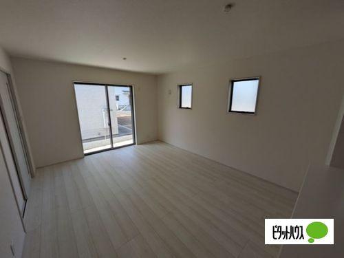明石市魚住町錦が丘一戸建 リビング