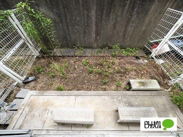 タウンハウス伊川谷　 庭