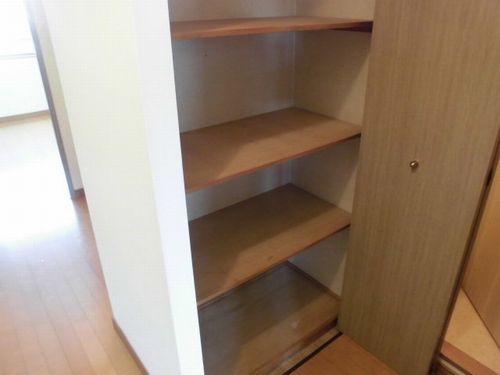 マッティーナ神戸弐番館 収納