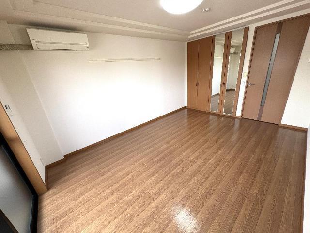 エイトピア八木 部屋画像
