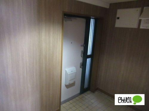 明石市荷山町マンション 玄関