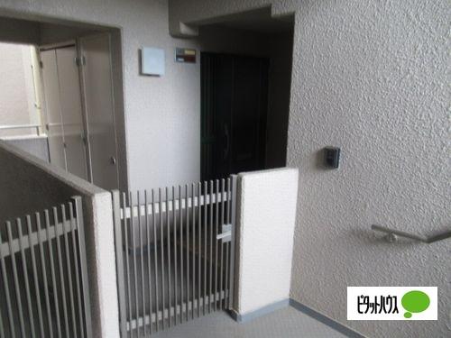 明石市荷山町マンション 玄関