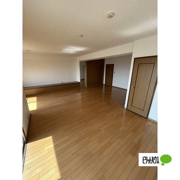 明石市東野町マンション リビング