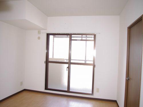 明石市二見町東二見マンション リビング