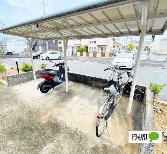 レオパレスラダックＢ 共有部分