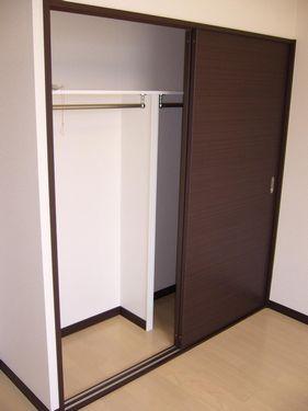 明石市魚住町西岡アパート 収納