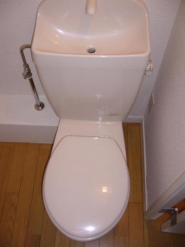 明石市大久保町西脇アパート トイレ