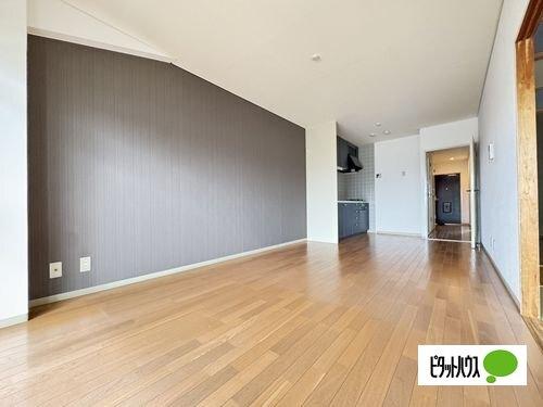 神戸市西区大津和マンション リビング