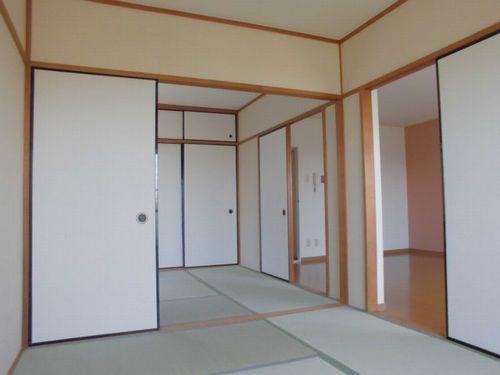 神戸市西区大津和マンション リビング