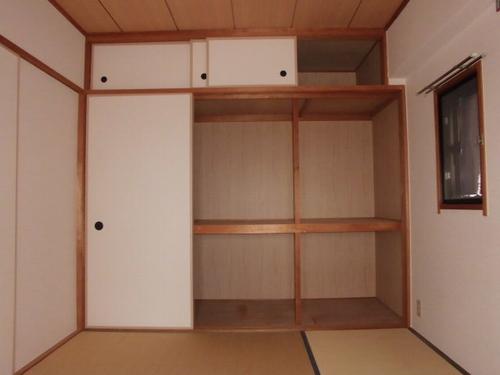 明石市大久保町松陰マンション 収納