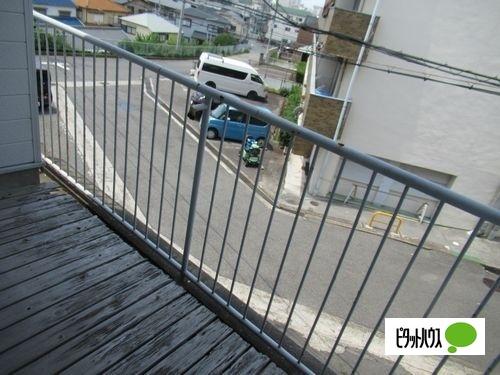 明石市朝霧南町アパート バルコニー