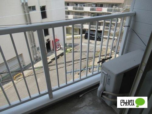 明石市朝霧南町アパート バルコニー