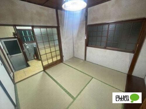 明石市太寺天王町一戸建 リビング