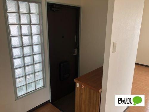 明石市魚住町中尾マンション 玄関