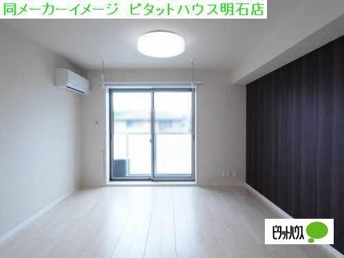 神戸市垂水区東垂水アパート リビング