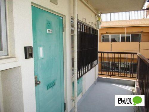 明石市西明石北町マンション 玄関
