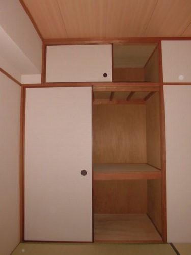 明石市中崎マンション 収納