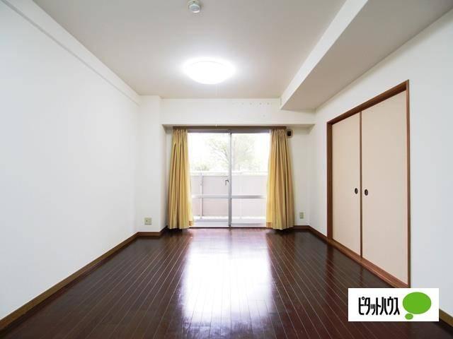 神戸市西区竹の台マンション リビング