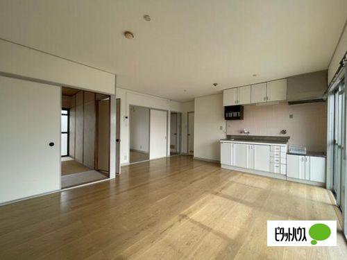神戸市西区枝吉マンション リビング