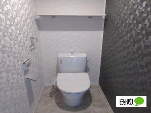 神戸市西区玉津町小山一戸建 トイレ