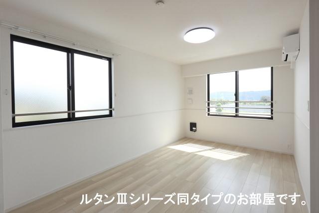 サンティエＮＡＧＡＩ（201） リビング