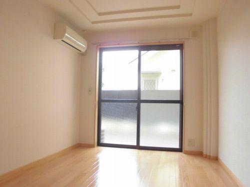 明石市大久保町大久保町アパート リビング