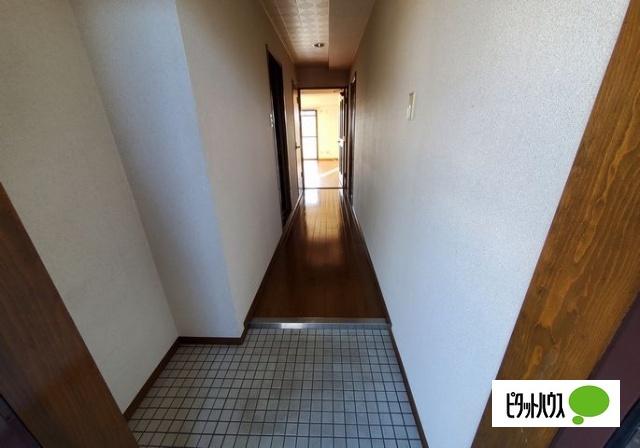 マノワールＩＮＯ 玄関