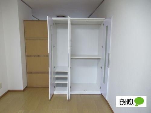 明石市太寺天王町アパート 収納