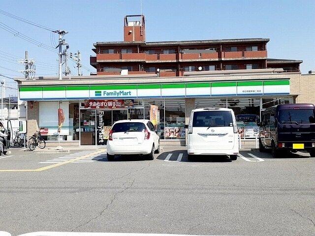 ファミリーマート明姫幹線二見店：550m
