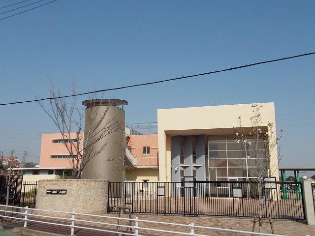 神戸市立玉津第一小学校：500m