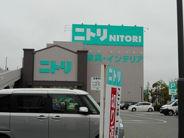 ニトリ明石大久保店：800m