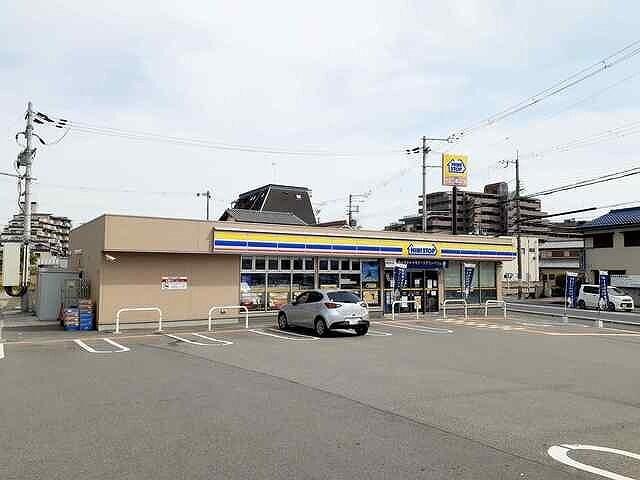 ミニストップ明石魚住清水店：400m