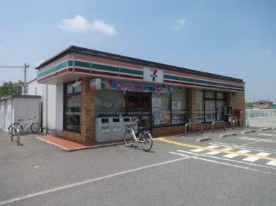 セブンイレブン稲美中村店：950m