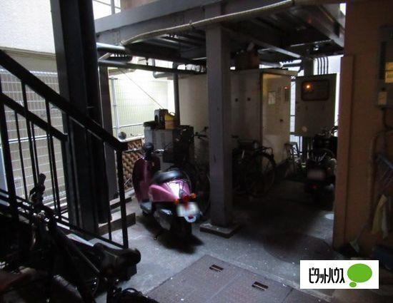 明石市和坂マンション エントランス