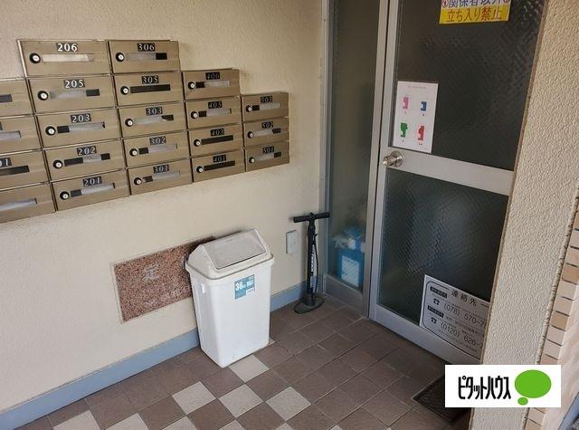 明石市魚住町鴨池マンション ロビー