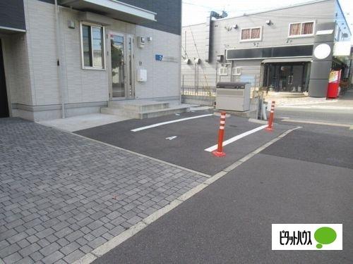 神戸市西区北別府アパート 駐車場