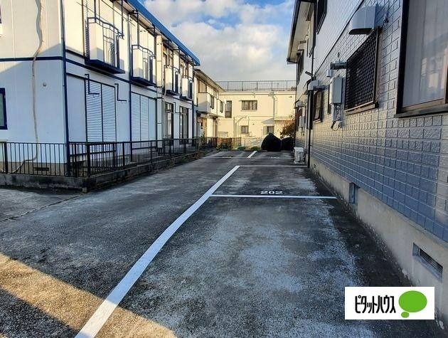 神戸市西区池上アパート 駐車場