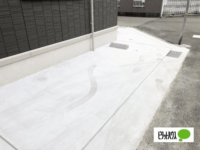 明石市日富美町アパート 駐車場