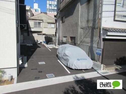 明石市相生町アパート 駐車場