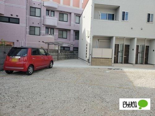明石市魚住町西岡アパート 駐車場