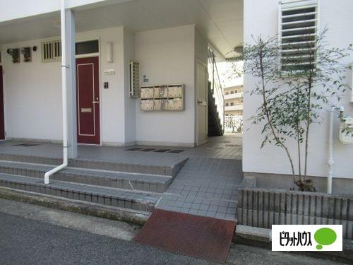 明石市和坂マンション エントランス