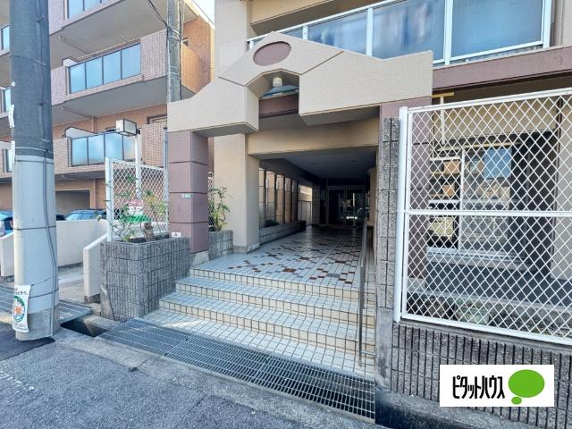 明石市魚住町住吉マンション エントランス