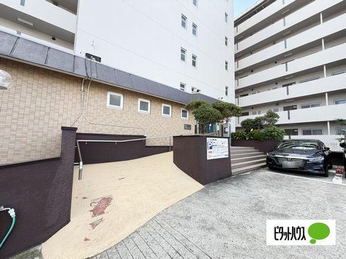 明石市大蔵八幡町マンション エントランス
