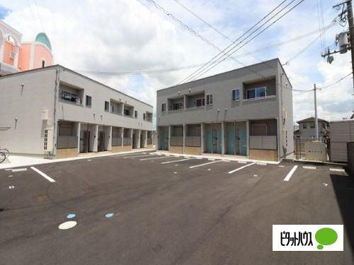 明石市魚住町西岡アパート 駐車場