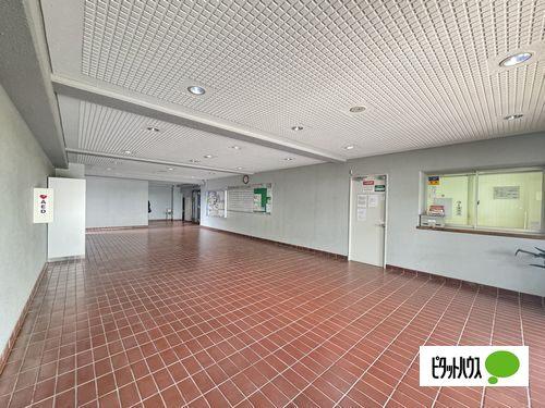 明石市茶園場町中古マンション  ロビー