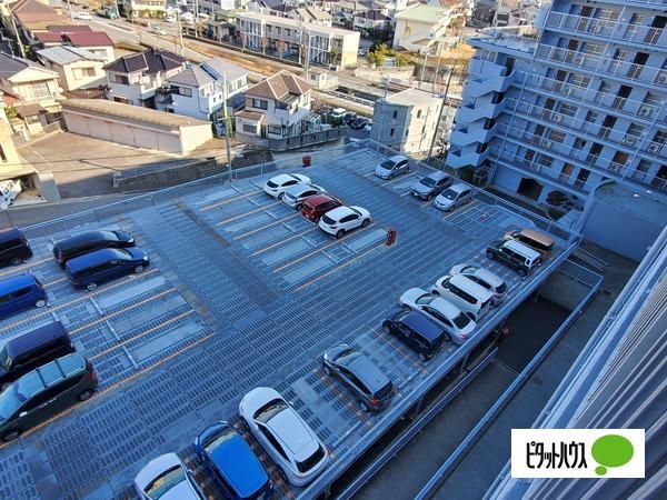 コスモ西明石 駐車場