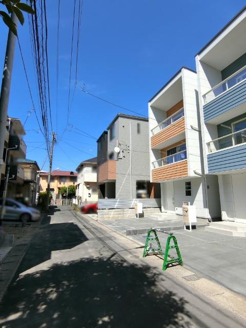 周辺閑静＆高層の建築物が少ない住環境です。